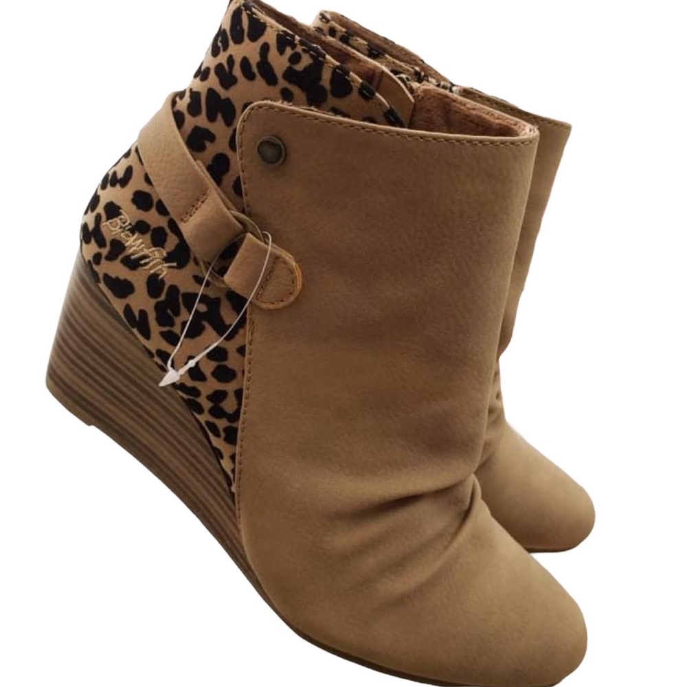 Size 9 cute leapard Booties